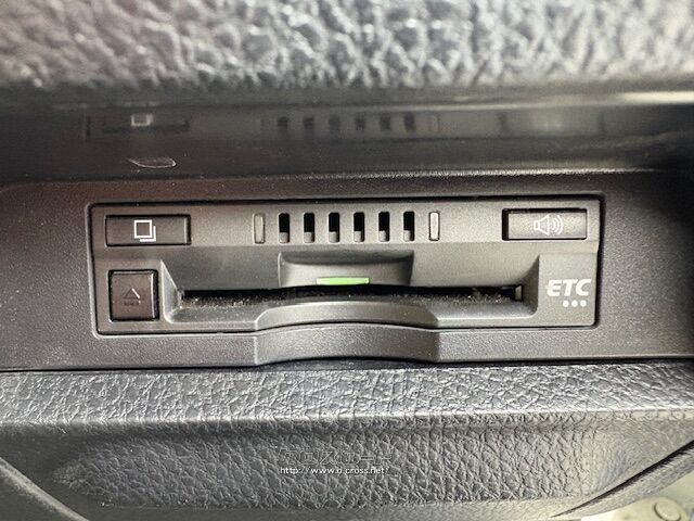 お問い合わせはユーポス奥武山店まで!098-852-0810 トヨタ ノア