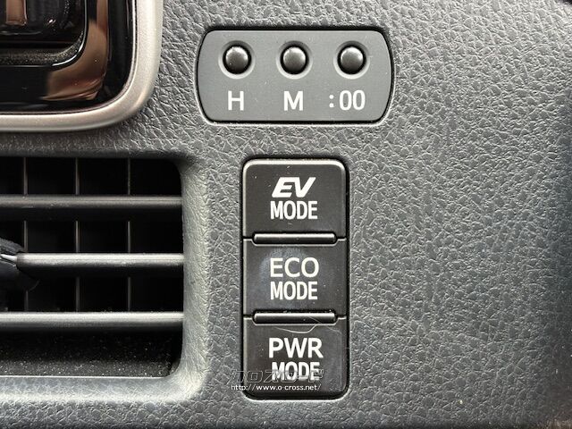 お問い合わせはユーポス奥武山店まで!098-852-0810 トヨタ ノア