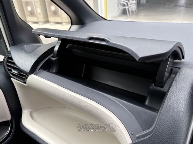 お問い合わせはユーポス奥武山店まで!098-852-0810 トヨタ ノア