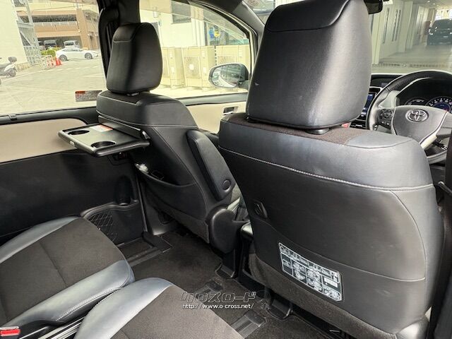 お問い合わせはユーポス奥武山店まで!098-852-0810 トヨタ ノア
