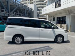 トヨタ ヴォクシー