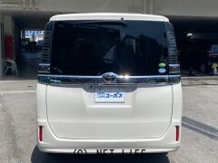 トヨタ ヴォクシー