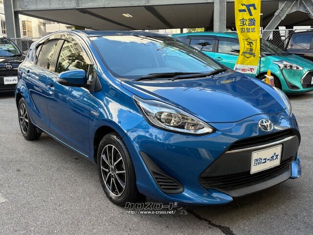 伸びやかなデザインとしたヘッドランプをはじめフードやフェンダー トヨタ アクア