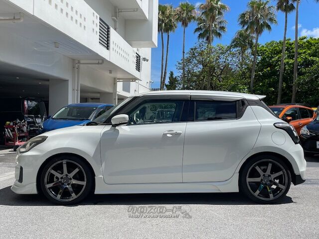 スズキ スイフト スポーツ 1.4・2018(H30)年式・ピュアホワイトパール