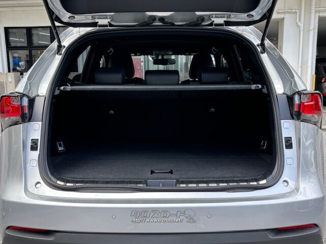 お問い合わせはユーポス奥武山店まで!098-852-0810 レクサス NX