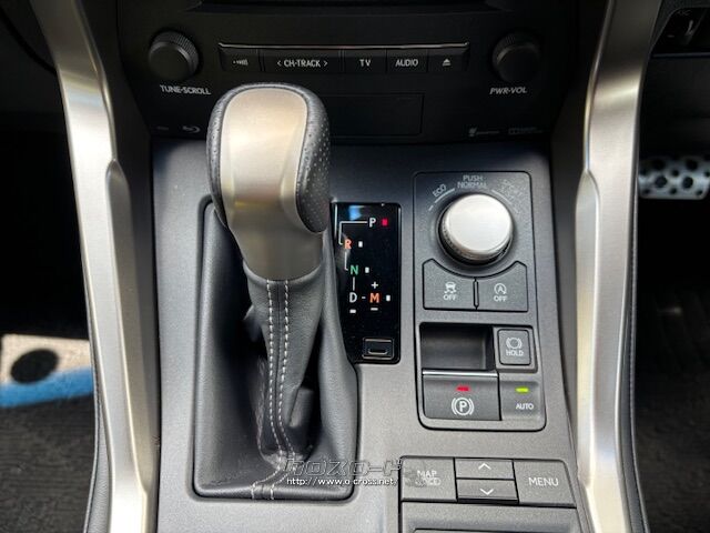 お問い合わせはユーポス奥武山店まで!098-852-0810 レクサス NX