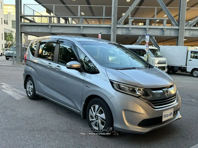 快適・安心装備が充実の「ハイブリッドG・ホンダセンシング」 ホンダ フリード+