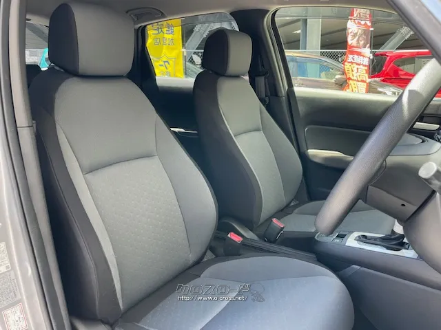 骨盤から腰椎までを樹脂製マットで支えるボディースタビライジングシート ホンダ フィット