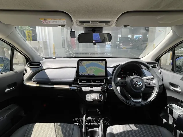 インテリアは、機能をひとくくりに集約し、シンプル・クリーンかつ上質な空間を表現 トヨタ アクア