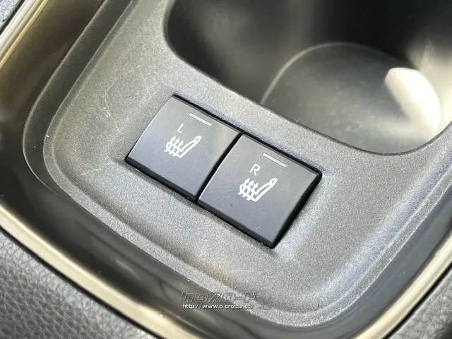 お問い合わせはユーポス奥武山店まで!098-852-0810 トヨタ アクア