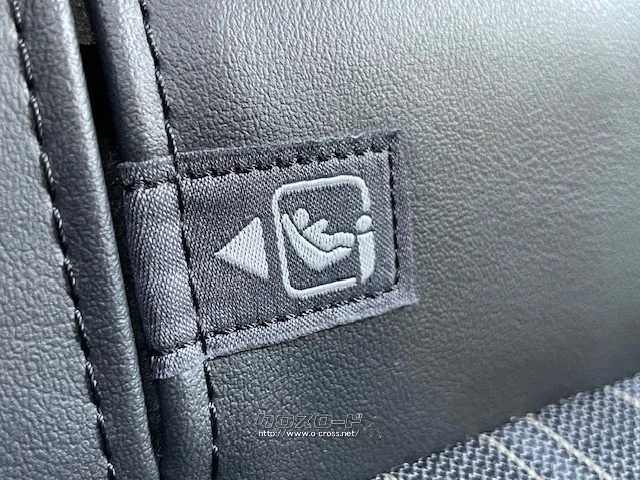 お問い合わせはユーポス奥武山店まで!098-852-0810 トヨタ アクア