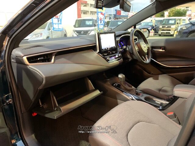 助手席側グローブボックス。 トヨタ カローラスポーツ