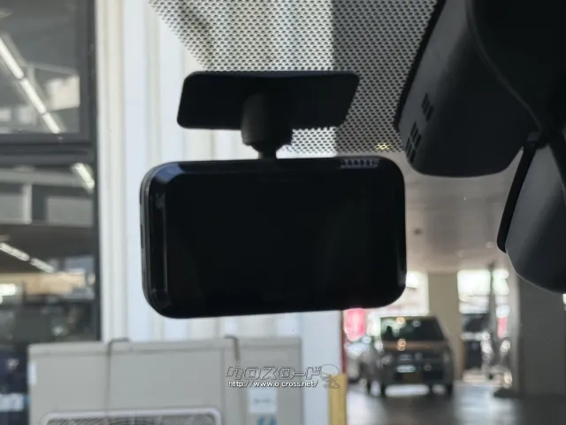 お問い合わせはユーポス奥武山店まで!098-852-0810 トヨタ プリウスPHV