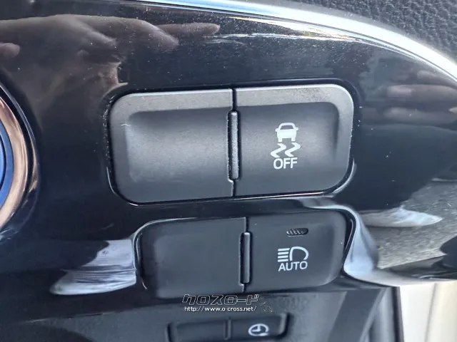 お問い合わせはユーポス奥武山店まで!098-852-0810 トヨタ プリウスPHV