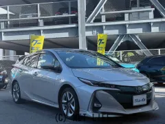 トヨタ プリウスPHV