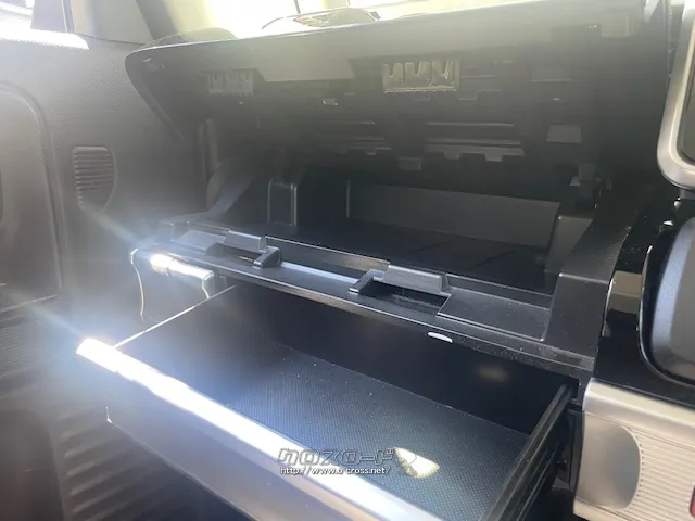 お問い合わせはユーポス奥武山店まで!098-852-0810 スズキ スペーシア