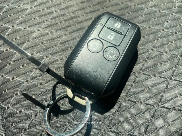 お問い合わせはユーポス奥武山店まで!098-852-0810 スズキ スペーシア