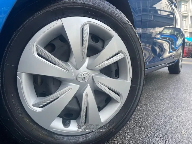 タイヤサイズ(前後)185/60R15 トヨタ シエンタ