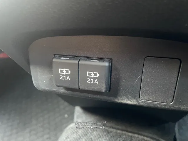 お問い合わせはユーポス奥武山店まで!098-852-0810 トヨタ シエンタ