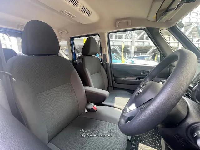 インストルメントパネル、ドアトリム、シート地に新しい色彩を採用 日産 ルークス