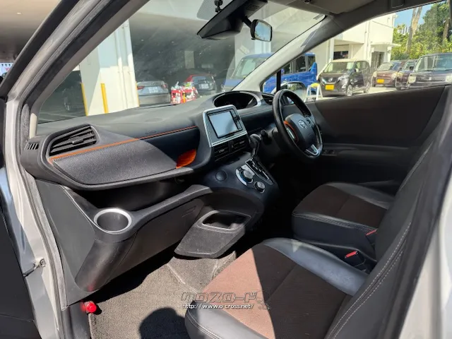 お問い合わせはユーポス奥武山店まで!098-852-0810 トヨタ シエンタ