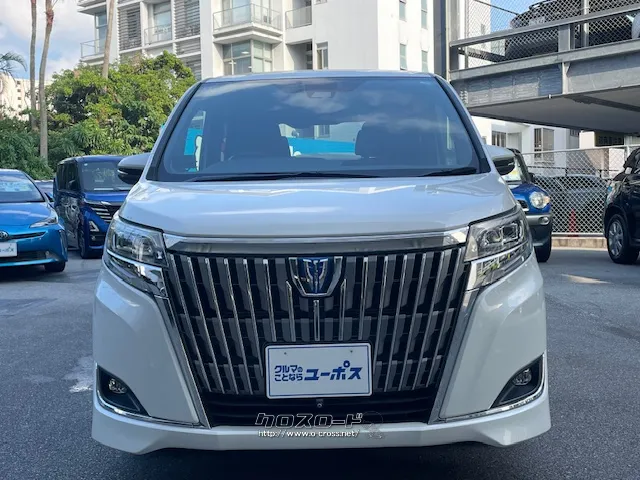 Bi‐Beam LEDヘッドランプと面発光のLEDクリアランスランプを採用 トヨタ エスクァイア