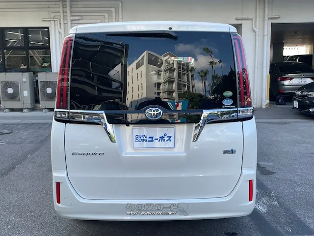 お問い合わせはユーポス奥武山店まで!098-852-0810 トヨタ エスクァイア