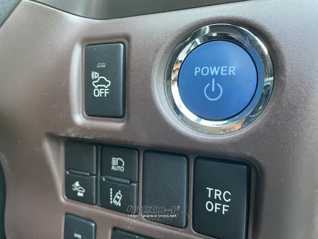 お問い合わせはユーポス奥武山店まで!098-852-0810 トヨタ エスクァイア