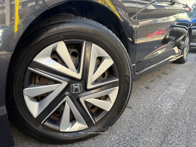 タイヤサイズ(前後)185/60R15 84H ホンダ シャトル