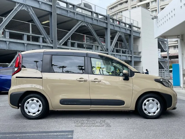 お問い合わせはユーポス奥武山店まで!098-852-0810 トヨタ シエンタ