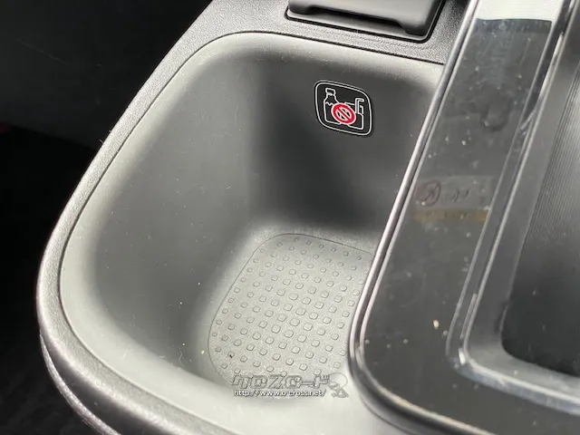 お問い合わせはユーポス奥武山店まで!098-852-0810 トヨタ シエンタ