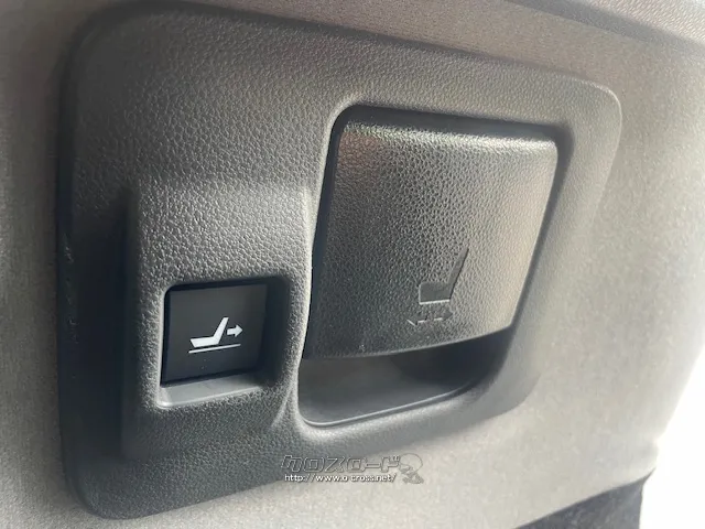 お問い合わせはユーポス奥武山店まで!098-852-0810 ダイハツ タント