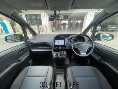 トヨタ ヴォクシー