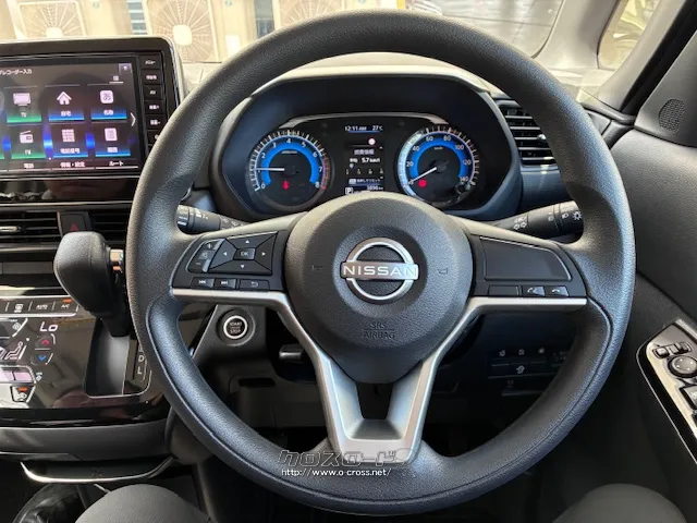 「LEDヘッドランプ」、「ディスプレイ付自動防眩式ルームミラー」を全車標準装備 日産 ルークス