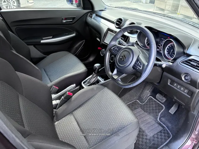 ホールド性と高い質感を両立したスポーティーなフロントシートを採用 スズキ スイフト