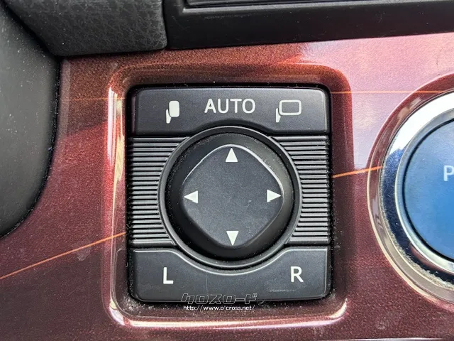 お問い合わせはユーポス奥武山店まで!098-852-0810 トヨタ クラウンロイヤル