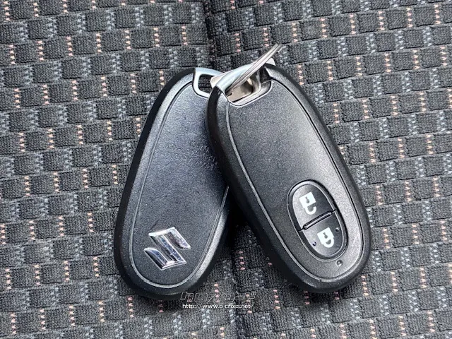 お問い合わせはユーポス奥武山店まで!098-852-0810 スズキ ハスラー