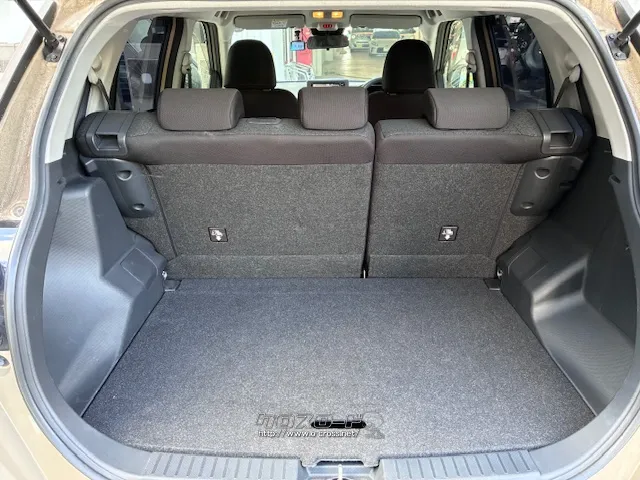 自社整備工場・板金工場を備え、車検から事故の修理まで対応致します トヨタ ライズ