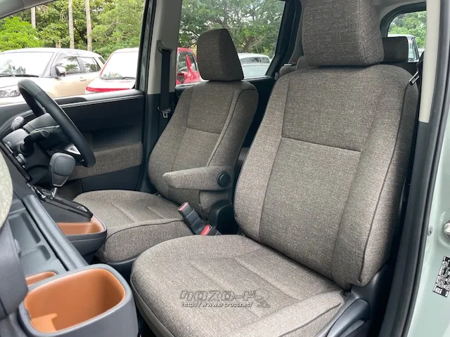 お問い合わせはユーポス奥武山店まで!098-852-0810 トヨタ シエンタ