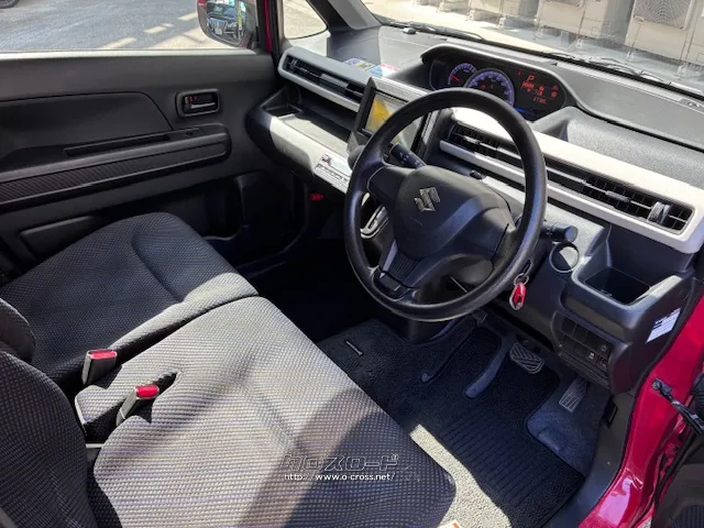 ホールド性が高く、乗り心地の良いシート スズキ ワゴンR