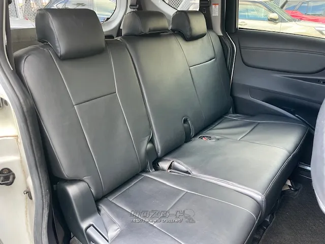 お問い合わせはユーポス奥武山店まで!098-852-0810 トヨタ シエンタ