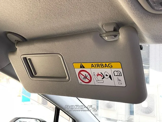 お問い合わせはユーポス奥武山店まで!098-852-0810 トヨタ シエンタ