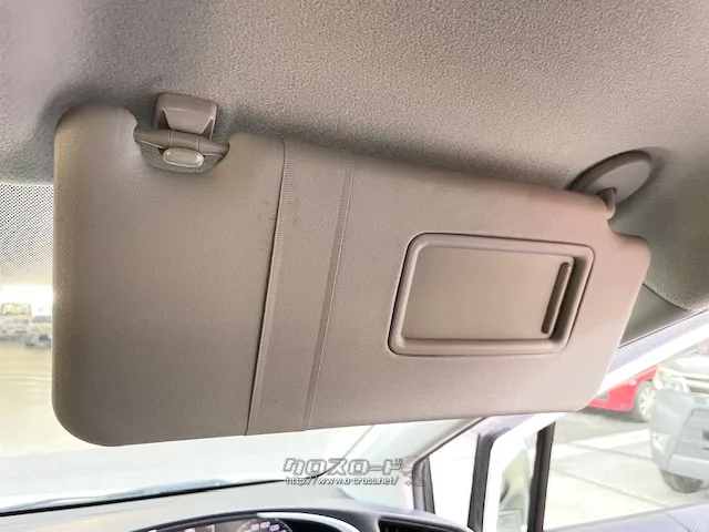 お問い合わせはユーポス奥武山店まで!098-852-0810 トヨタ シエンタ