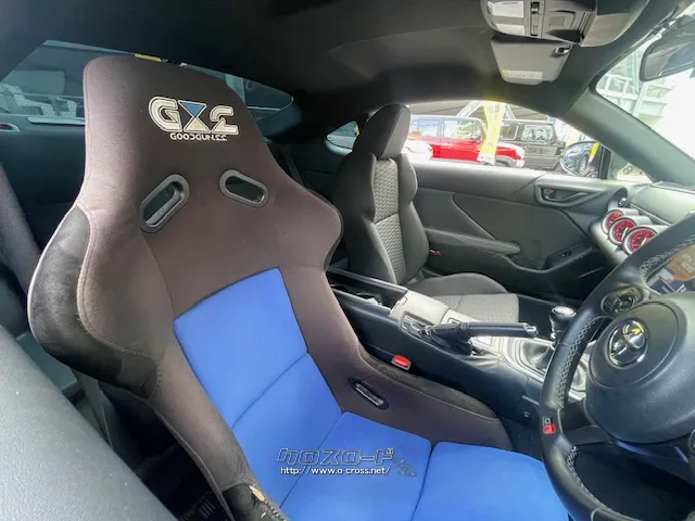 メーターはBOXERメーター(7インチカラー+LCD液晶メーター)を採用。 トヨタ GR86