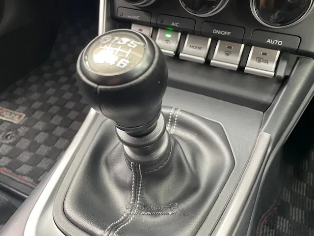 お問い合わせはユーポス奥武山店まで!098-852-0810 トヨタ GR86