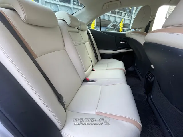 お問い合わせはユーポス奥武山店まで!098-852-0810 レクサス HS