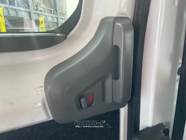 お問い合わせはユーポス奥武山店まで!098-852-0810 日産 NV200バネットバン