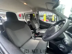 日産 NV200バネットバン