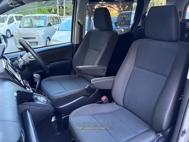 JC08モード燃費16.0km/リットル トヨタ ノア