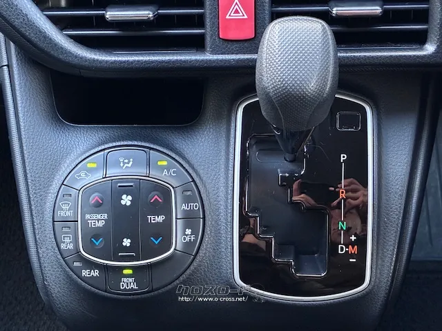 お問い合わせはユーポス奥武山店まで!098-852-0810 トヨタ ノア